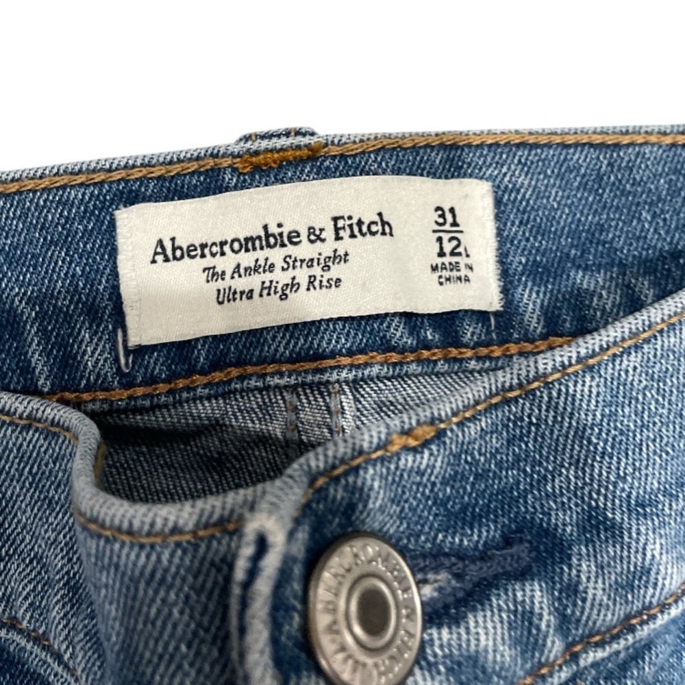 Abercrombie & Fitch Women’s The Ankle Straight Ultra high rise Jeans Size 31/12L - Picture 2 of 3